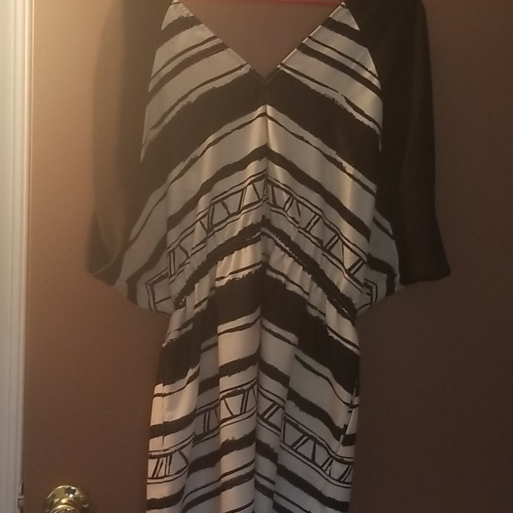 BCBGeneration Dress - Picture 7 of 7